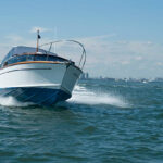 10 Essential Boating Tips for Beginners